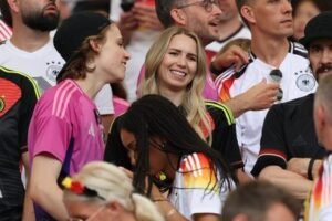 manuel neuer anika bissel